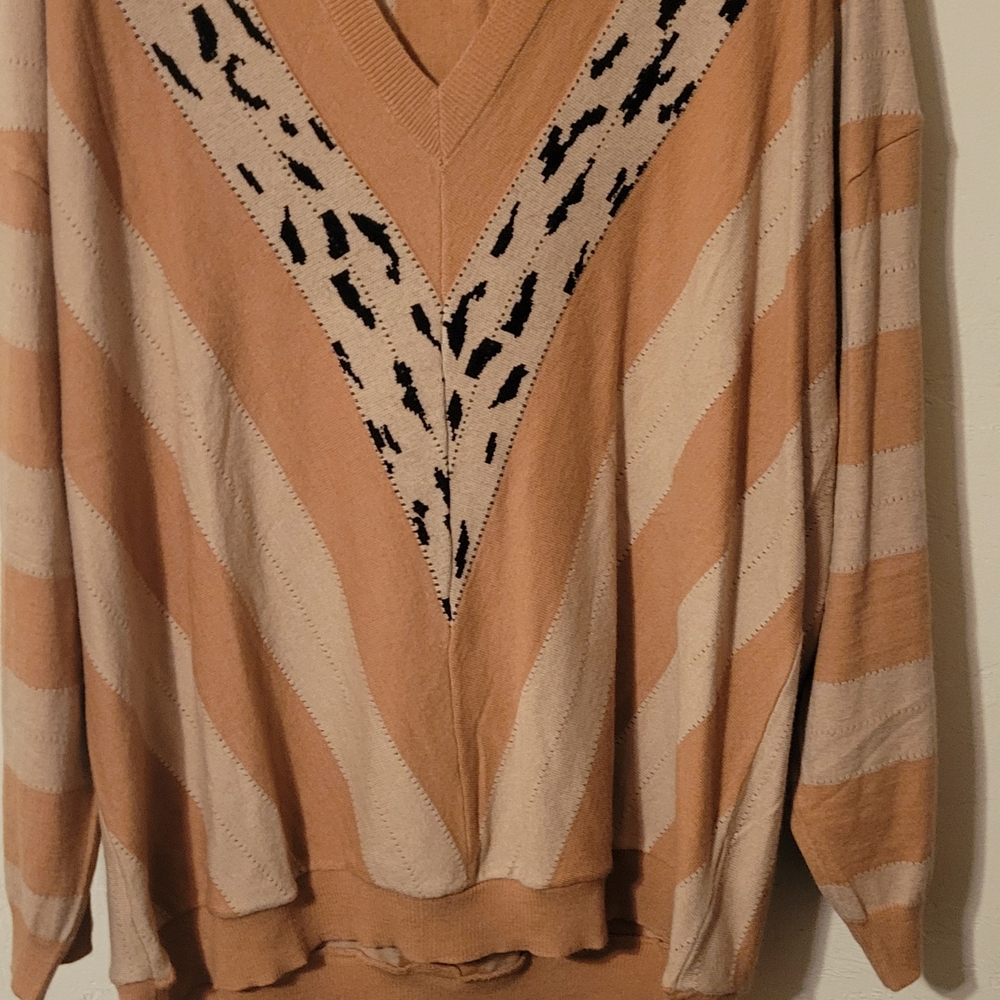 AMPERSAND AVE Tan and Cream V-Neck Sweater